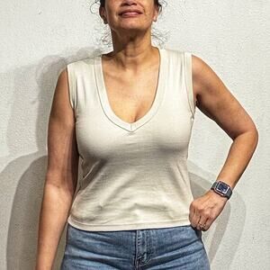 Zara Tan V-Neck Tank Sz L